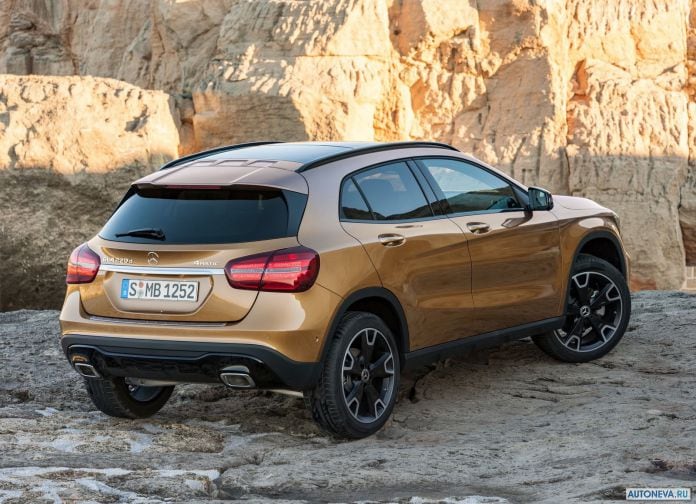 2018 Mercedes-Benz GLA - фотография 18 из 45