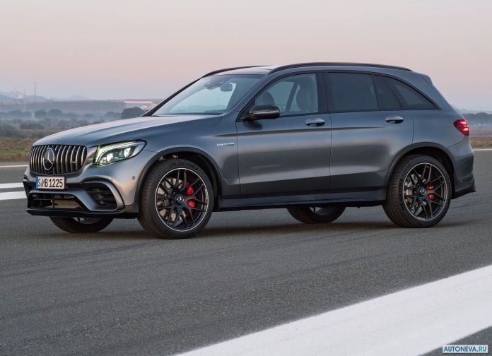 2018 Mercedes-Benz GLC63 AMG - фотография 3 из 26