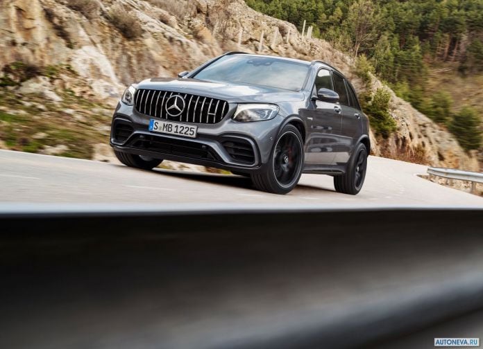2018 Mercedes-Benz GLC63 AMG - фотография 4 из 26