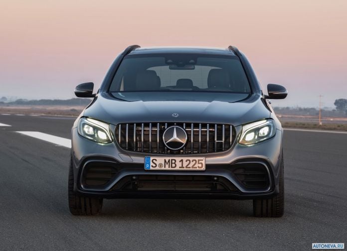 2018 Mercedes-Benz GLC63 AMG - фотография 18 из 26 2018 Mercedes-Benz GLC63 AMG - фотография 18 из 26