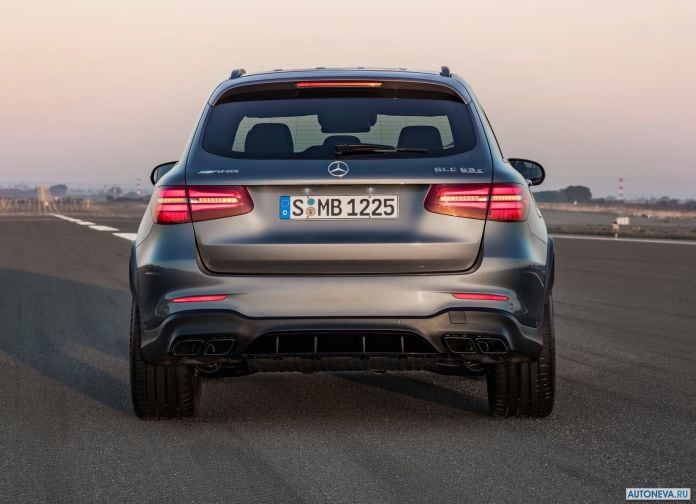 2018 Mercedes-Benz GLC63 AMG - фотография 19 из 26 2018 Mercedes-Benz GLC63 AMG - фотография 19 из 26
