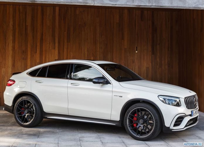 2018 Mercedes-Benz GLC63 AMG Coupe - фотография 3 из 35