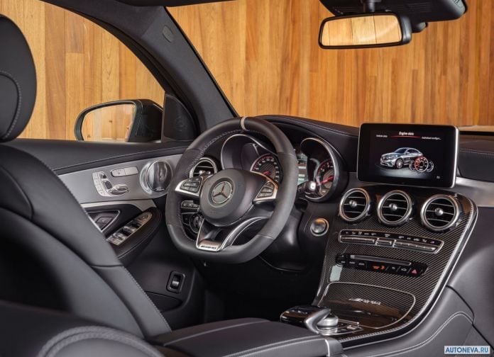 2018 Mercedes-Benz GLC63 AMG Coupe - фотография 26 из 35
