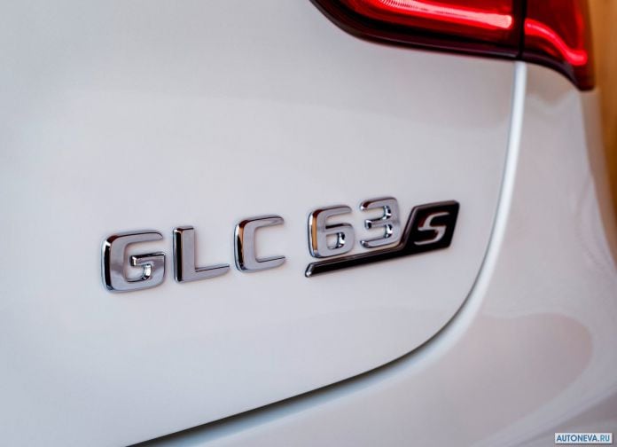 2018 Mercedes-Benz GLC63 AMG Coupe - фотография 32 из 35 2018 Mercedes-Benz GLC63 AMG Coupe - фотография 32 из 35