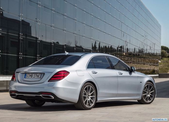 2018 Mercedes-Benz S560e - фотография 13 из 31