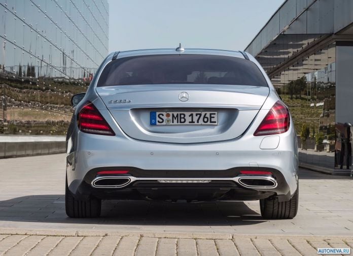 2018 Mercedes-Benz S560e - фотография 16 из 31