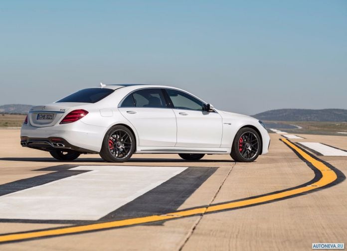 2018 Mercedes-Benz S63 AMG - фотография 40 из 77