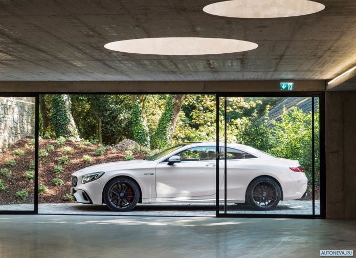 2018 Mercedes-Benz S63 AMG Coupe - фотография 7 из 17