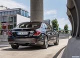 mercedes-benz_2018_s_class_029.jpg