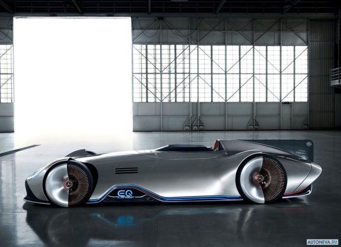 2018 Mercedes-Benz Vision EQ Silver Arrow Concept - фотография 6 из 43 2018 Mercedes-Benz Vision EQ Silver Arrow Concept - фотография 6 из 43