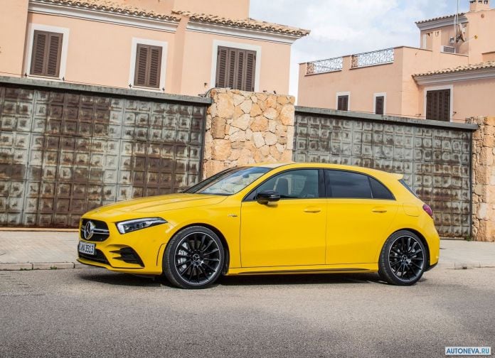 2019 Mercedes-Benz A35 AMG 4MATIC - фотография 9 из 84 2019 Mercedes-Benz A35 AMG 4MATIC - фотография 9 из 84