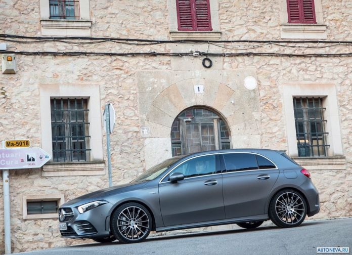 2019 Mercedes-Benz A35 AMG 4MATIC - фотография 28 из 84 2019 Mercedes-Benz A35 AMG 4MATIC - фотография 28 из 84