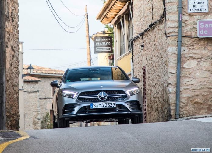 2019 Mercedes-Benz A35 AMG 4MATIC - фотография 64 из 84 2019 Mercedes-Benz A35 AMG 4MATIC - фотография 64 из 84
