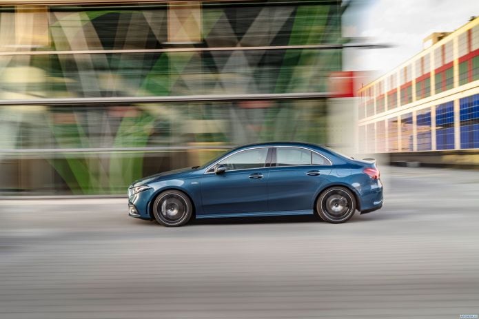 2020 Mercedes-Benz A35 4MATIC - фотография 7 из 25 2020 Mercedes-Benz A35 4MATIC - фотография 7 из 25