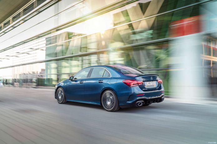 2020 Mercedes-Benz A35 4MATIC - фотография 12 из 25 2020 Mercedes-Benz A35 4MATIC - фотография 12 из 25