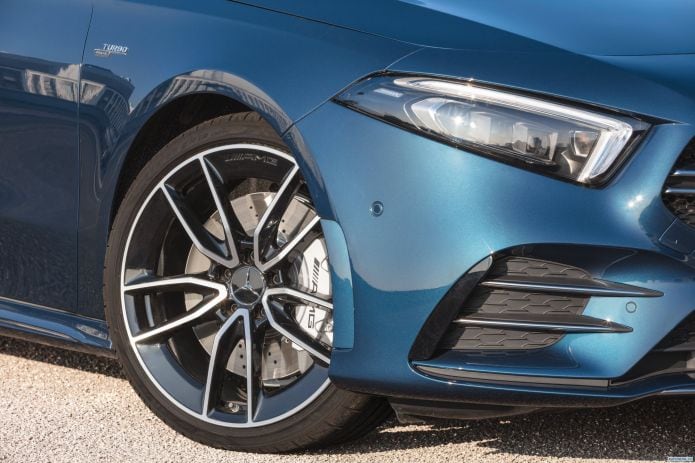2020 Mercedes-Benz A35 4MATIC - фотография 22 из 25