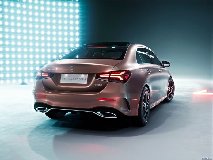 2019 Mercedes-Benz A-class L Sedan CN version - фотография 12 из 15 2019 Mercedes-Benz A-class L Sedan CN version - фотография 12 из 15
