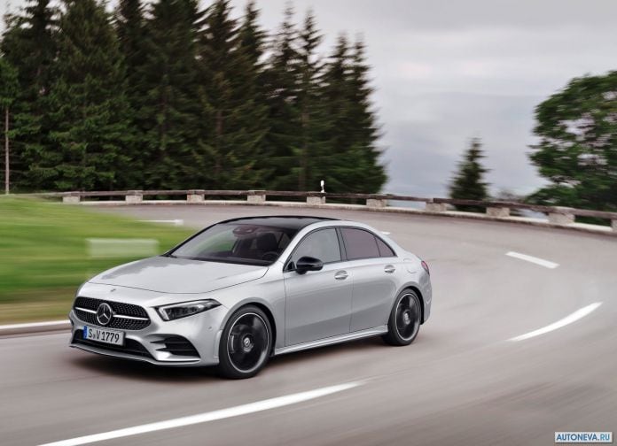 2019 Mercedes-Benz A-class Sedan - фотография 8 из 58