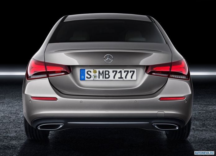 2019 Mercedes-Benz A-class Sedan - фотография 40 из 58