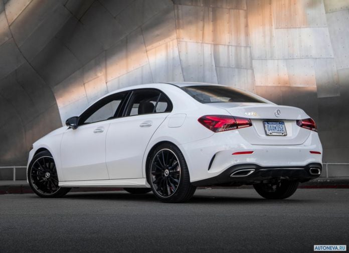 2019 Mercedes-Benz A-class Sedan US-version - фотография 54 из 176