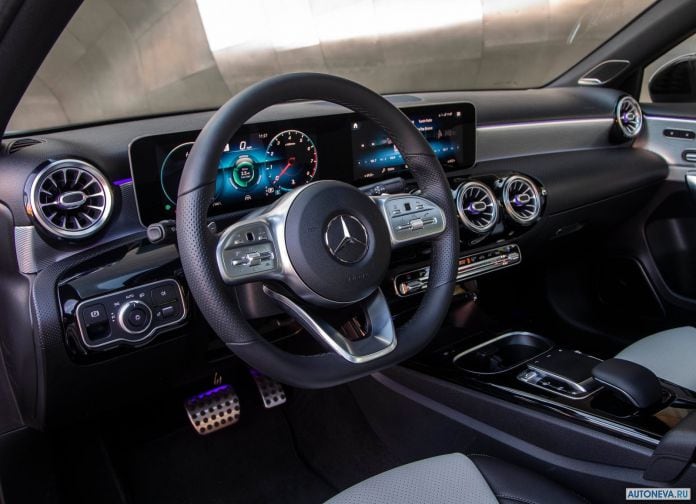 2019 Mercedes-Benz A-class Sedan US-version - фотография 94 из 176