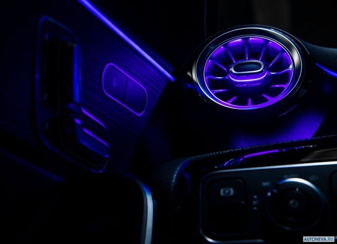 2019 Mercedes-Benz A-class Sedan US-version - фотография 125 из 176