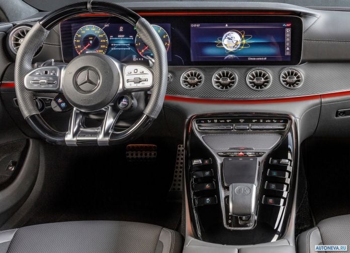 2019 Mercedes-Benz AMG GT43 4-door - фотография 10 из 16 2019 Mercedes-Benz AMG GT43 4-door - фотография 10 из 16