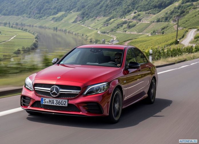 2019 Mercedes-Benz C43 AMG 4MATIC - фотография 19 из 68 2019 Mercedes-Benz C43 AMG 4MATIC - фотография 19 из 68