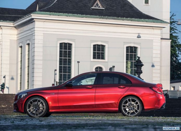 2019 Mercedes-Benz C43 AMG 4MATIC - фотография 35 из 68 2019 Mercedes-Benz C43 AMG 4MATIC - фотография 35 из 68