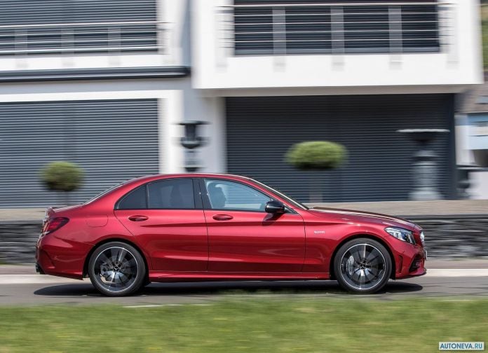 2019 Mercedes-Benz C43 AMG 4MATIC - фотография 40 из 68 2019 Mercedes-Benz C43 AMG 4MATIC - фотография 40 из 68
