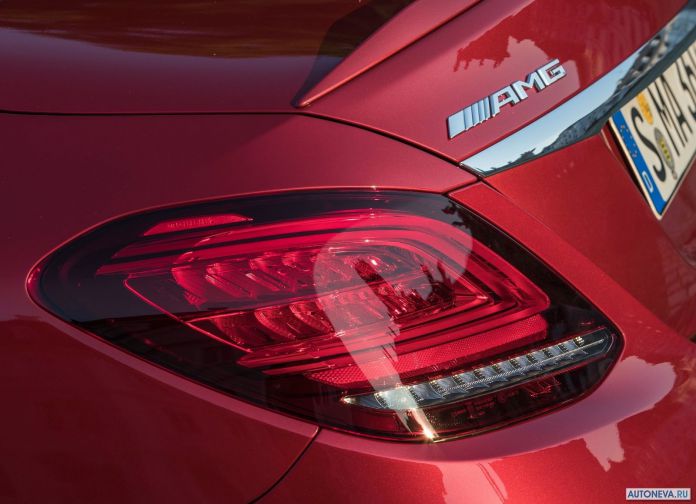 2019 Mercedes-Benz C43 AMG 4MATIC - фотография 64 из 68 2019 Mercedes-Benz C43 AMG 4MATIC - фотография 64 из 68