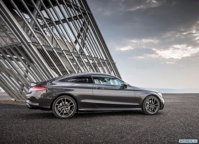 2019 Mercedes-Benz C43 AMG Coupe - фотография 34 из 91 2019 Mercedes-Benz C43 AMG Coupe - фотография 34 из 91
