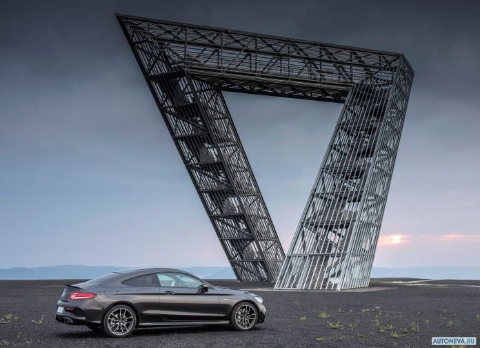 2019 Mercedes-Benz C43 AMG Coupe - фотография 43 из 91 2019 Mercedes-Benz C43 AMG Coupe - фотография 43 из 91