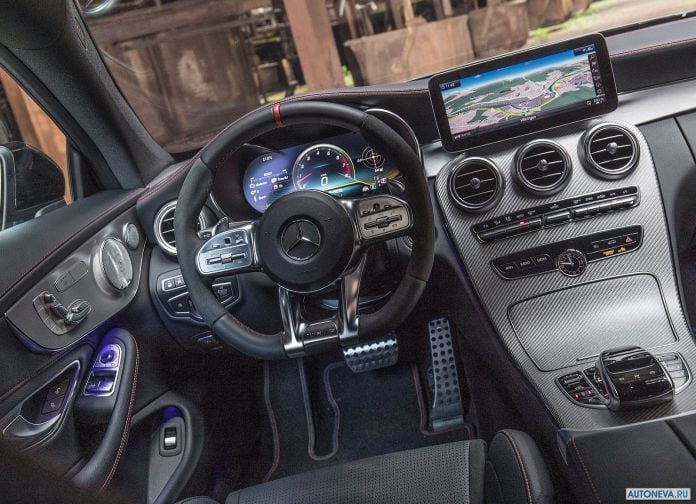 2019 Mercedes-Benz C43 AMG Coupe - фотография 62 из 91 2019 Mercedes-Benz C43 AMG Coupe - фотография 62 из 91