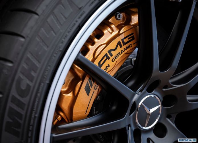 2019 Mercedes-Benz C63 S AMG Coupe - фотография 50 из 50 2019 Mercedes-Benz C63 S AMG Coupe - фотография 50 из 50