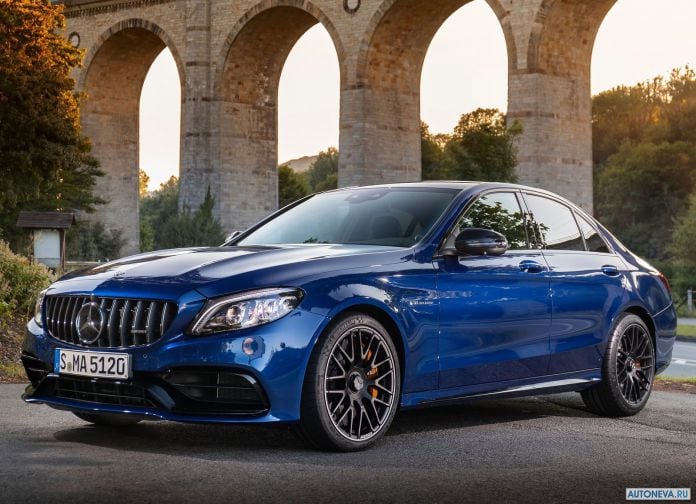 2019 Mercedes-Benz C63 S AMG Sedan - фотография 1 из 35