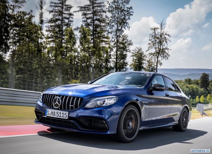 2019 Mercedes-Benz C63 S AMG Sedan - фотография 6 из 35
