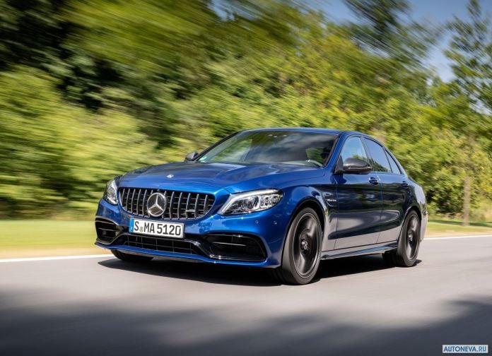 2019 Mercedes-Benz C63 S AMG Sedan - фотография 7 из 35