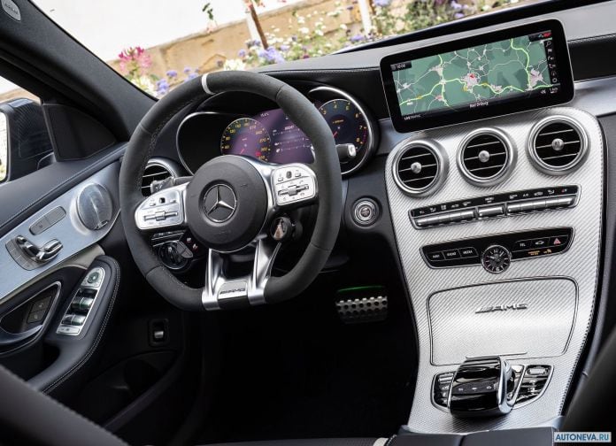 2019 Mercedes-Benz C63 S AMG Sedan - фотография 17 из 35