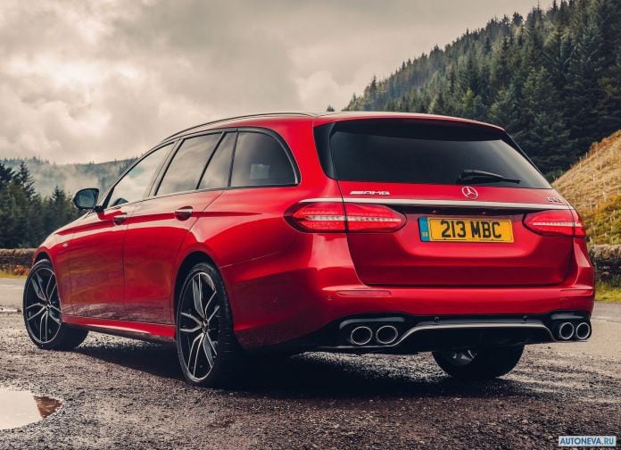 2019 Mercedes-Benz E53 AMG Estate - фотография 28 из 89 2019 Mercedes-Benz E53 AMG Estate - фотография 28 из 89