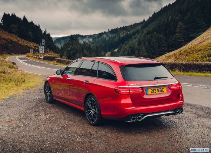 2019 Mercedes-Benz E53 AMG Estate - фотография 30 из 89 2019 Mercedes-Benz E53 AMG Estate - фотография 30 из 89