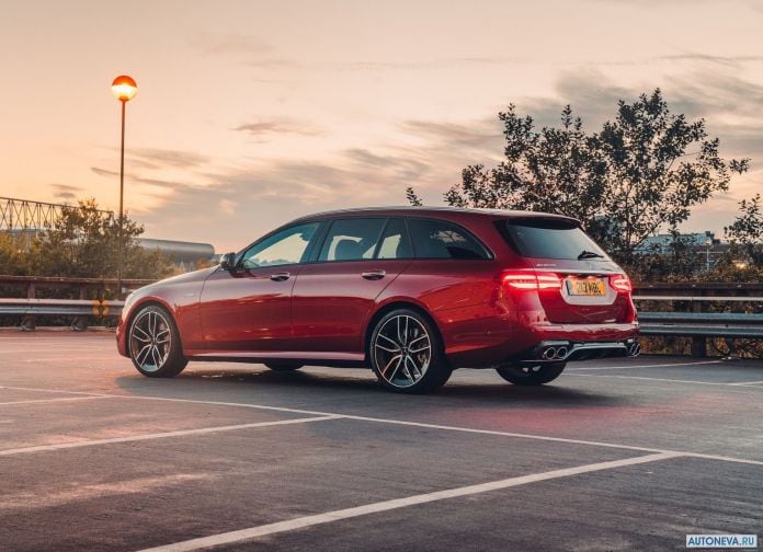2019 Mercedes-Benz E53 AMG Estate - фотография 31 из 89 2019 Mercedes-Benz E53 AMG Estate - фотография 31 из 89