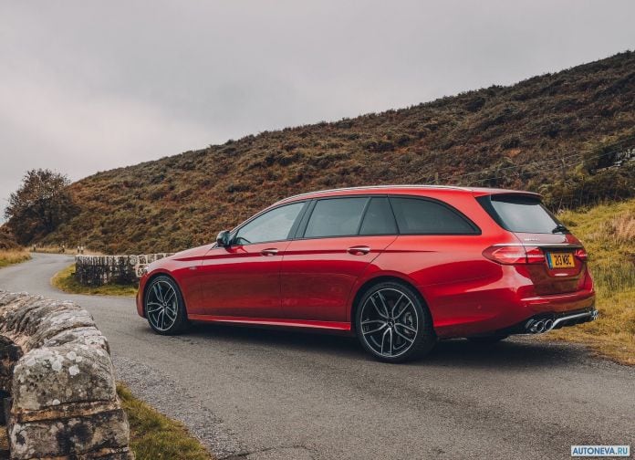 2019 Mercedes-Benz E53 AMG Estate - фотография 32 из 89 2019 Mercedes-Benz E53 AMG Estate - фотография 32 из 89