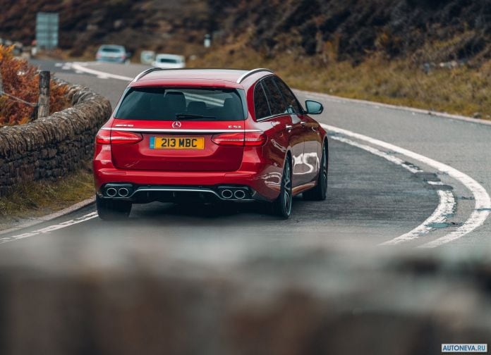 2019 Mercedes-Benz E53 AMG Estate - фотография 42 из 89 2019 Mercedes-Benz E53 AMG Estate - фотография 42 из 89