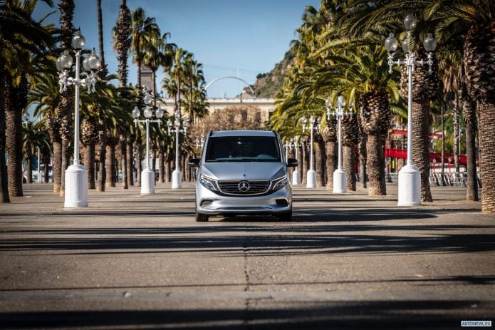 2019 Mercedes-Benz EQV Concept - фотография 2 из 31 2019 Mercedes-Benz EQV Concept - фотография 2 из 31