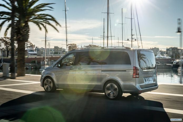 2019 Mercedes-Benz EQV Concept - фотография 16 из 31 2019 Mercedes-Benz EQV Concept - фотография 16 из 31