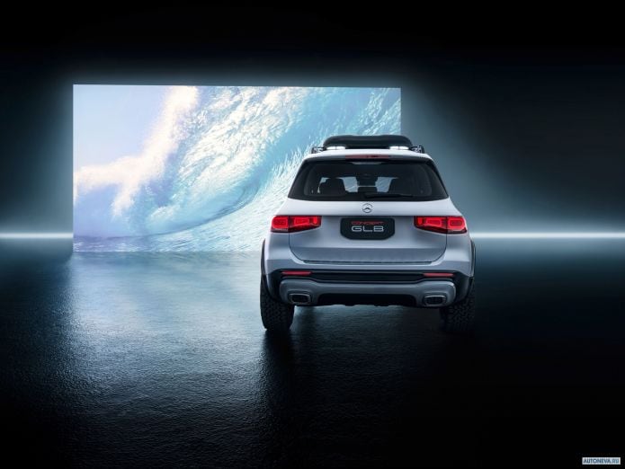 2019 Mercedes-Benz GLB Concept - фотография 7 из 16