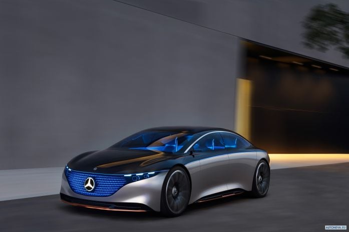 2019 Mercedes-Benz Vision EQC Concept - фотография 3 из 40