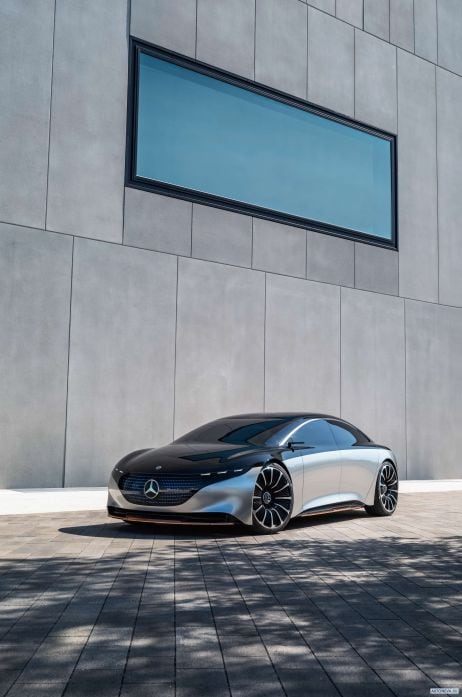2019 Mercedes-Benz Vision EQC Concept - фотография 5 из 40 2019 Mercedes-Benz Vision EQC Concept - фотография 5 из 40