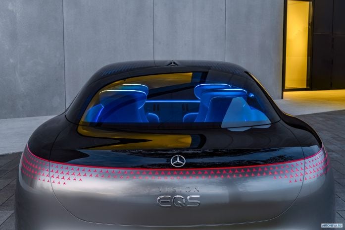 2019 Mercedes-Benz Vision EQC Concept - фотография 34 из 40